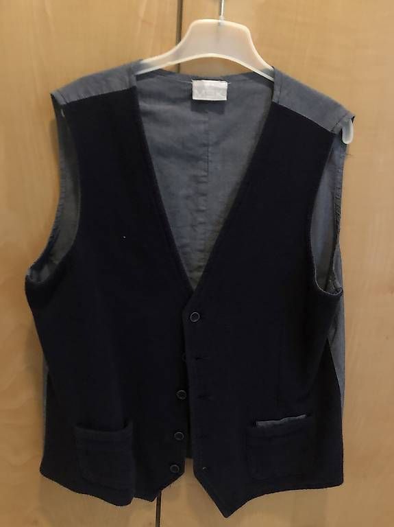 Altro abbigliamento per bambino: Gilet 10/12 anno – Usato da Viganello venduto da bia_x25w
