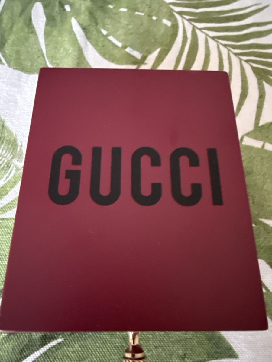 Gucci Altro in Decorazioni & Accessori: Gucci Schatulle Bordeauxrot mit Samt Einsatzt gut – Usato da Oberengstringen venduto da genita2279