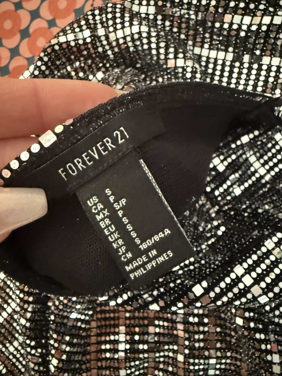 Tute: silberner Jumpsuit forever 21 S 36 – Usato da Adliswil venduto da wio_78dl 3