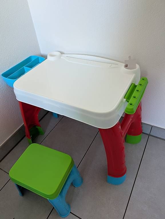 Tische: Tavolo con sgabello – Gebraucht aus Claro von eli_psx8 1