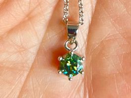 Elegante Silberkette mit grünem Moissanit Neu & Zertifiziert