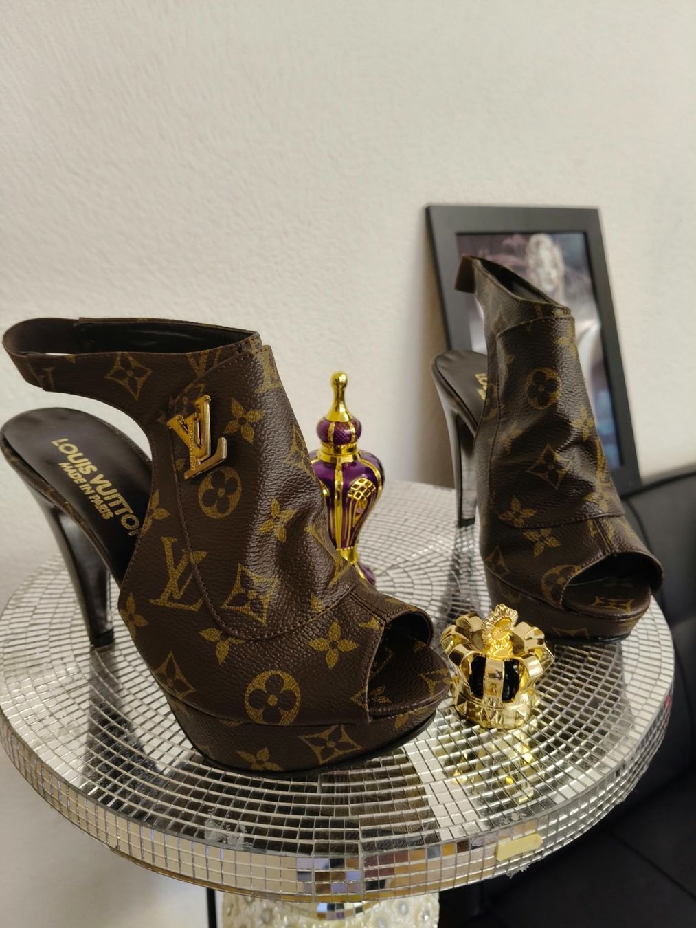 Louis Vuitton Scarpe da donna: Louis Vuitton sandale – Usato da Staad SG venduto da zotya20 1