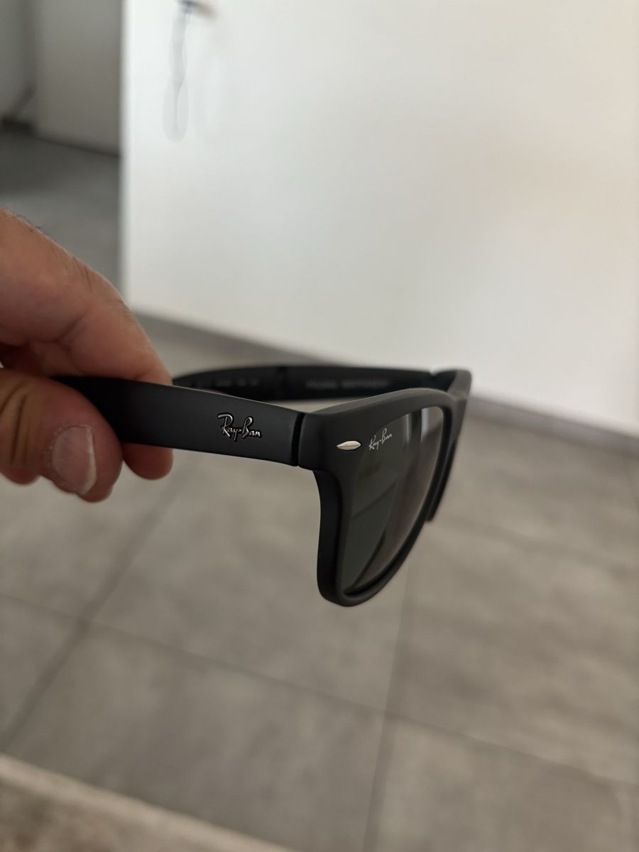 Lunettes & Verres: Rayban wayfahrer folding – D'occasion à Neuchatel par UMY 1