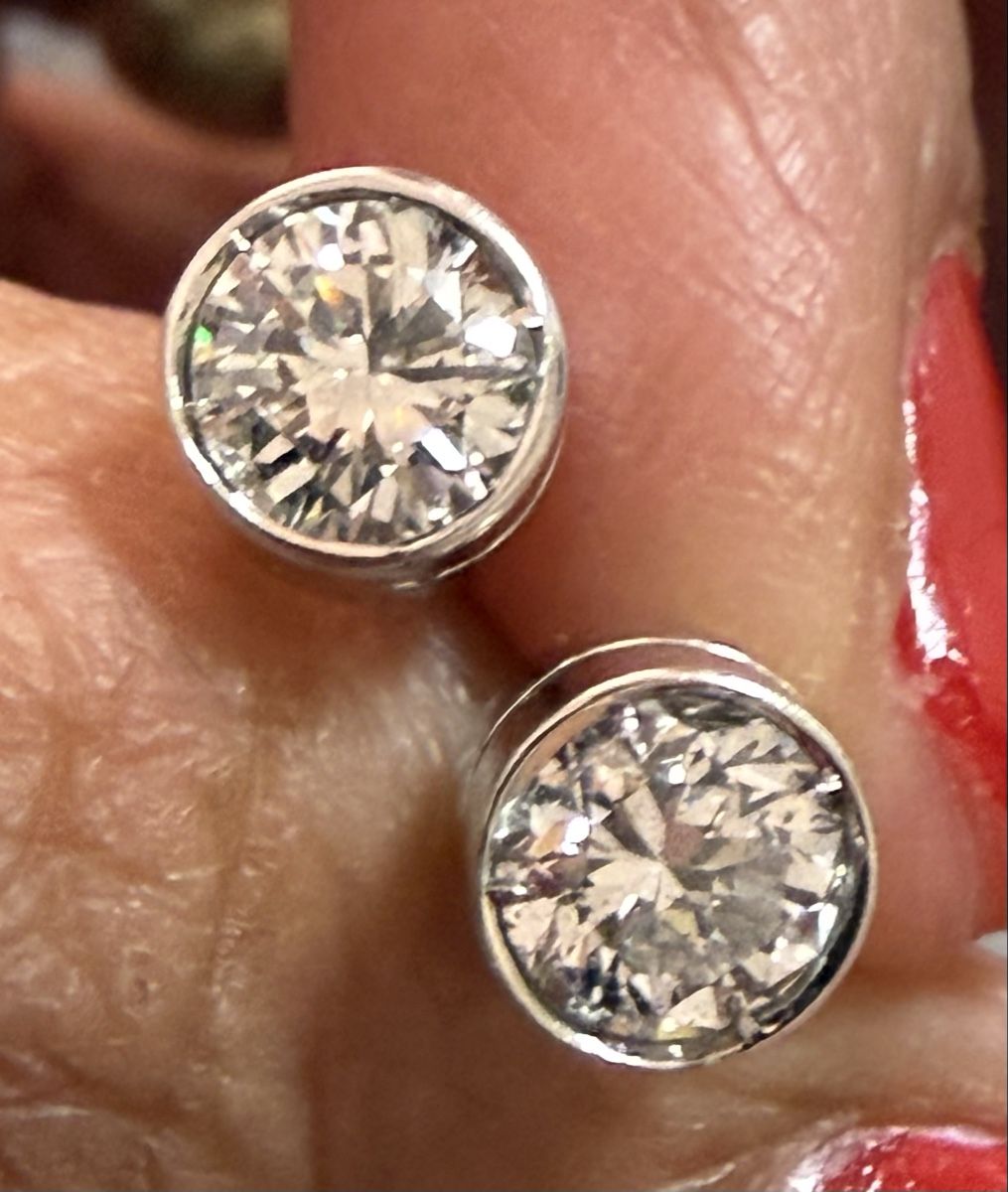 Orecchini pendenti & Orecchini a lobo: Diamant Ohrstecker – Difettoso da Oberhof venduto da RealStone