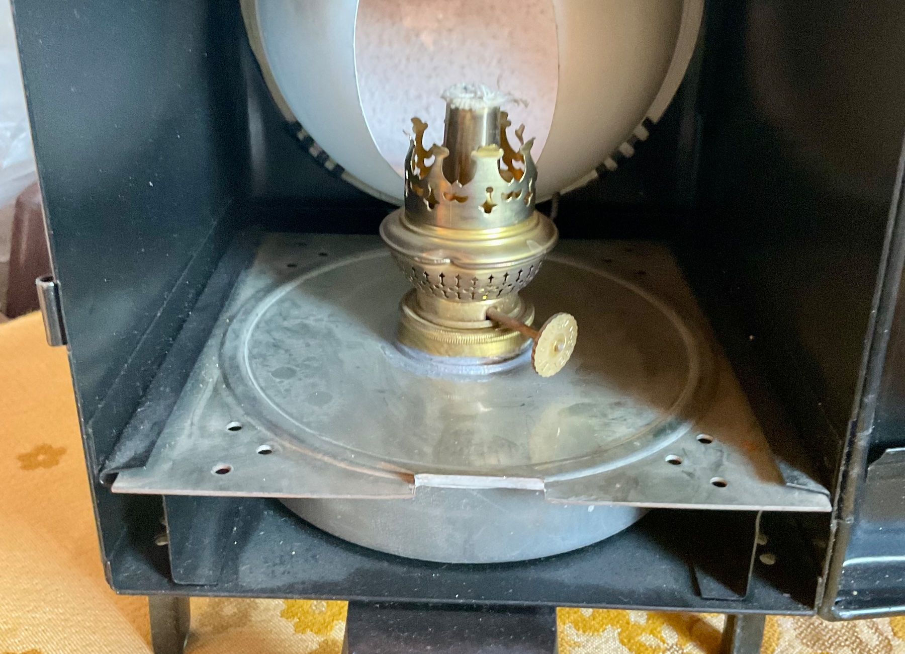 Sonstige Dekorationen & Accessoires: Petroleum Zugschluss Signal DB – Gebraucht aus Endingen von nathan05 5