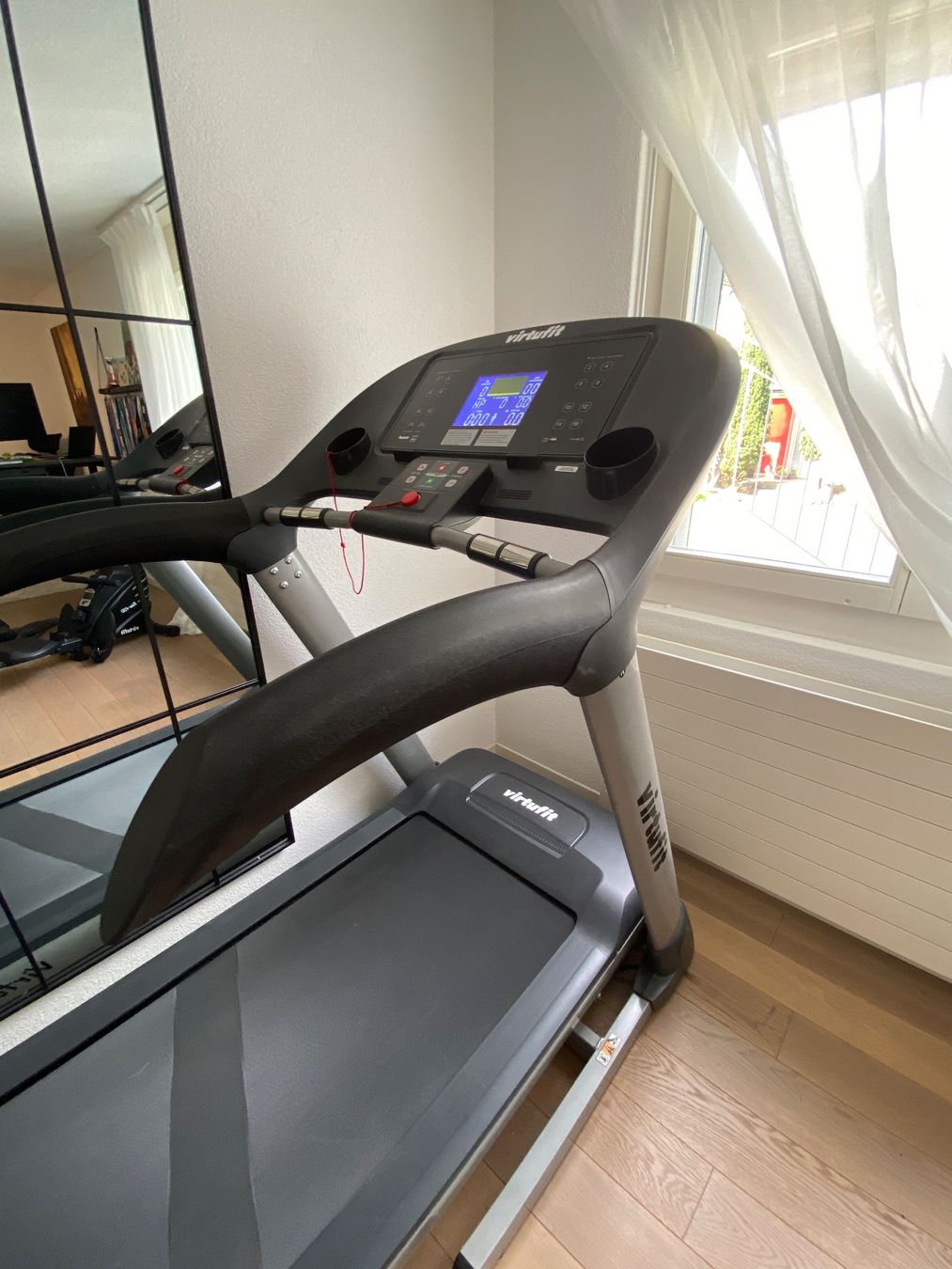Hometrainer: Virtufit Elite TR-900i Laufband Treadmill – Usato da Arth venduto da AnitaJenny 3