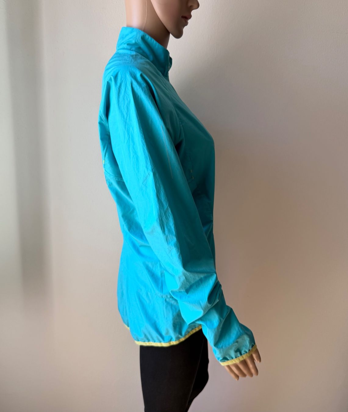 Peak Performance Vestes: PEAK PERFORMANCE Jacke 🩵 – D'occasion à Zürich par ClosetQueen 6