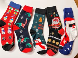 5 Socken / Weihnachtssocken, NEU Gr. 36-38