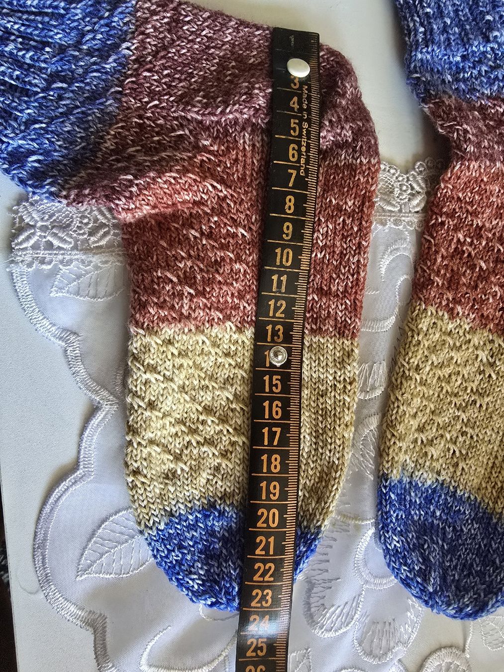 Calze: handgesrickte socken – Nuovo e nell'imballaggio originale da Matten b. Interlaken venduto da sonnyboy22 2