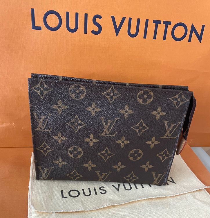 LOUIS VUITTON POCHE TOILETTE 19 Kaufen auf Ricardo