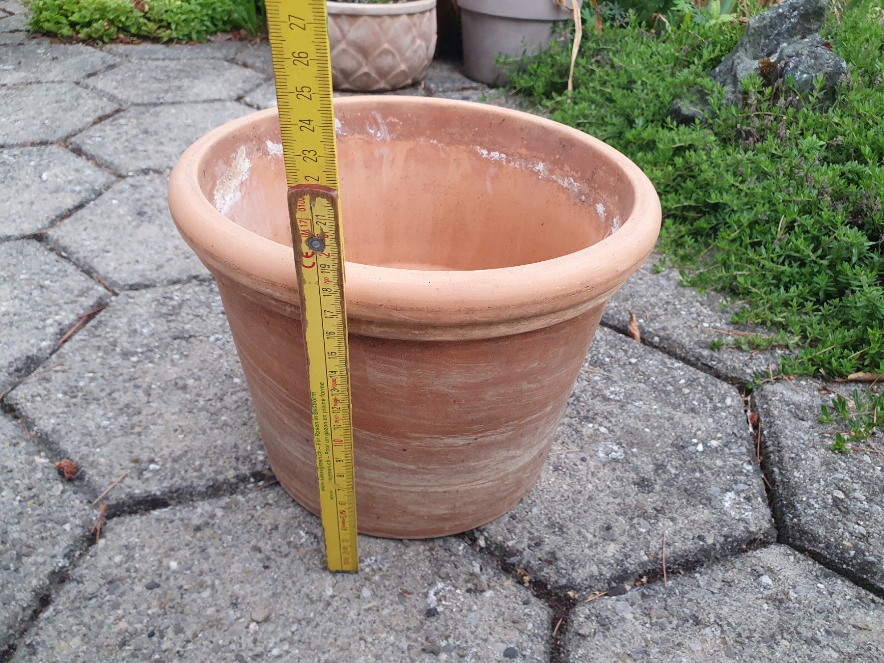 Pots de fleurs: Kleiner Blumentopf – D'occasion à Steffisburg par C.Kreuzer 1