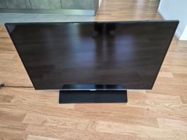 Samsung 40 Zoll Full HD Smart TV mit WLAN & HDMI