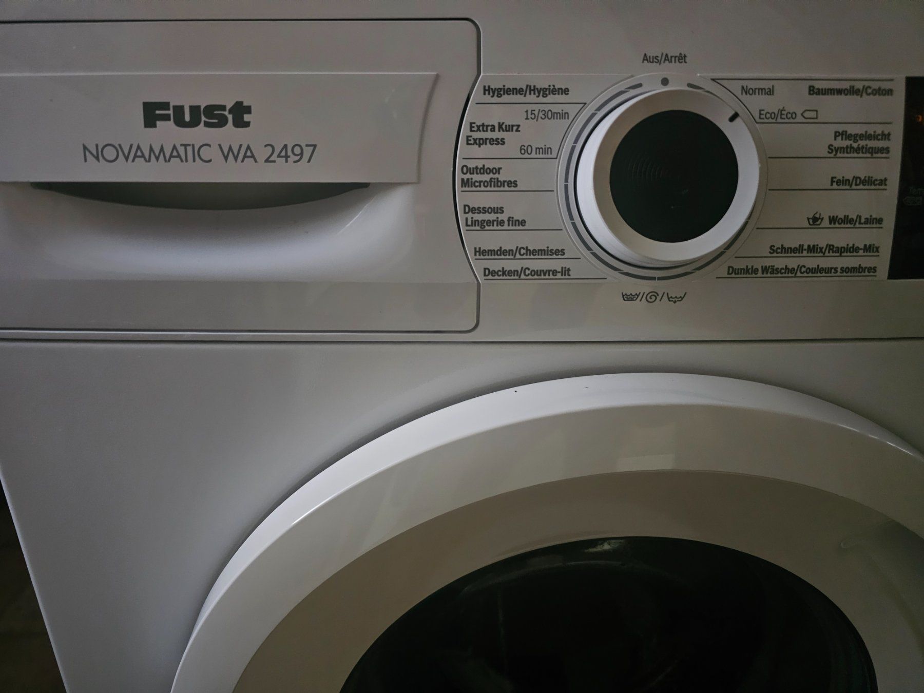 Fust Waschmaschinen: Waschmaschine Novamatic WA2497 – Gebraucht aus Regensdorf von AquiLa1000 2