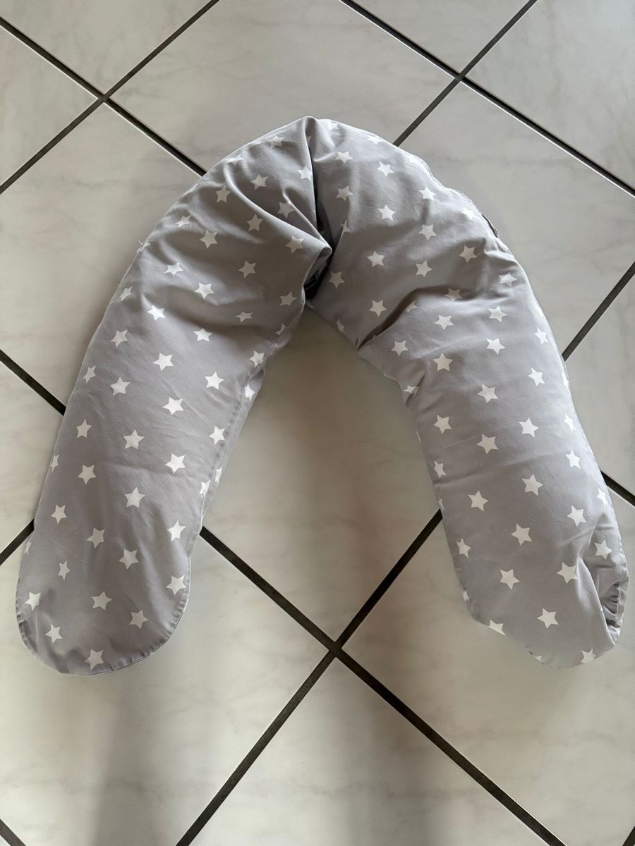 Cuscini: Coussin d’allaitement  – Usato da Evilard venduto da abeille89