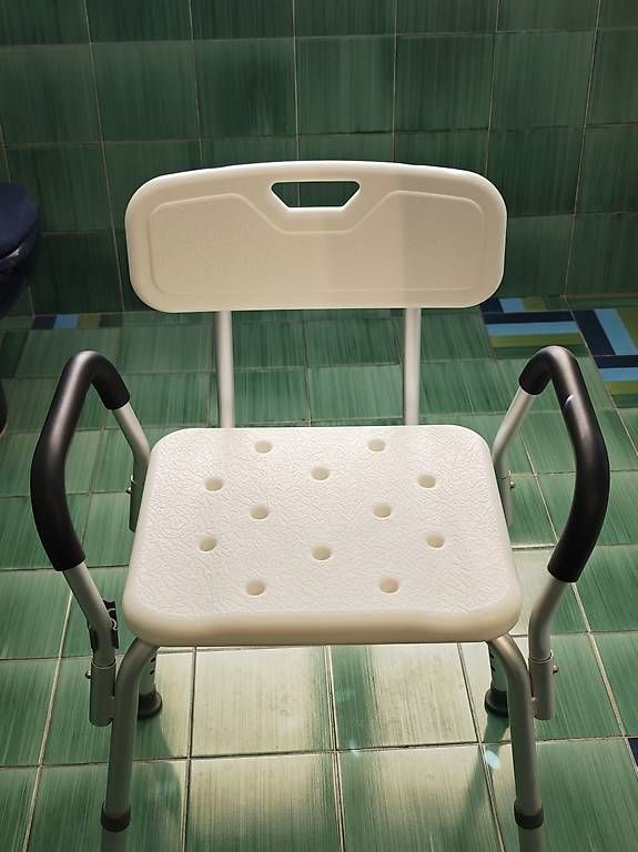 Sedie: Sedia da bagno con schienale – Usato da Breganzona venduto da kik_kz8d 1