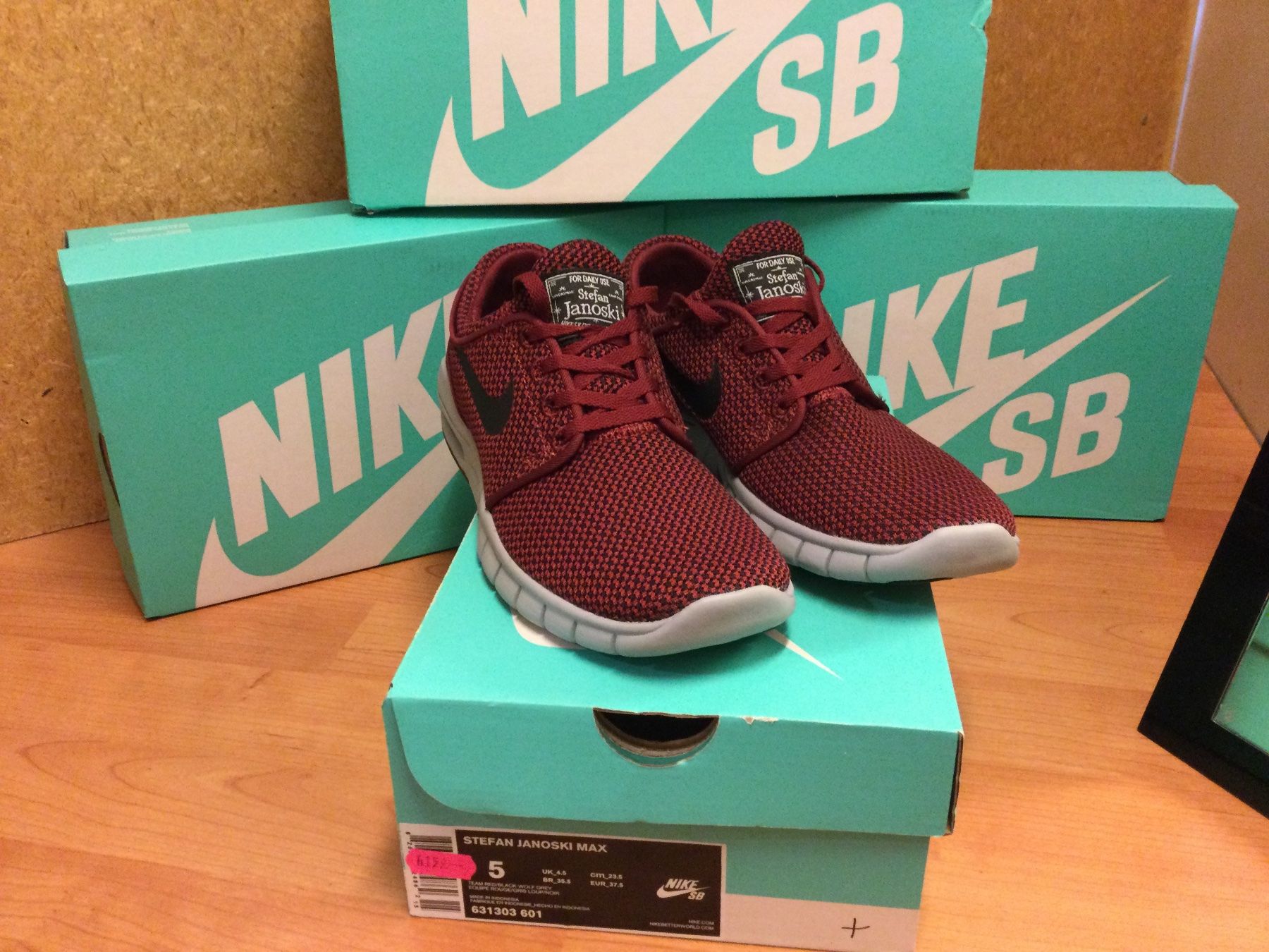 Nike Herrenschuhe: Nike Stefan Janoski Max (EU 37,5) – Neu und originalverpackt aus Schaffhausen von Fresh-Stuff