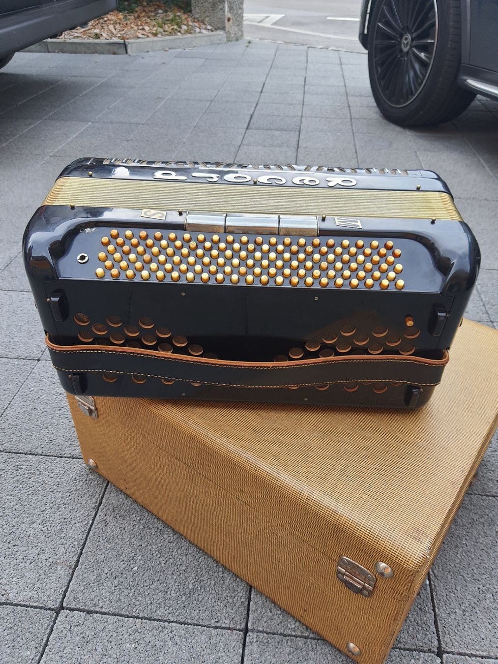 Record Musikinstrumente: accordéon CH RECORD 5 voix  – Gebraucht aus Pont-de-la-Morge von Mirabelle0 9