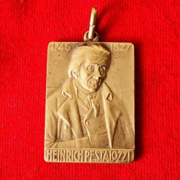 Medaglie: HEINRICH PESTALOZZI - 1746-1827 – Usato da Greifensee venduto da scharmant