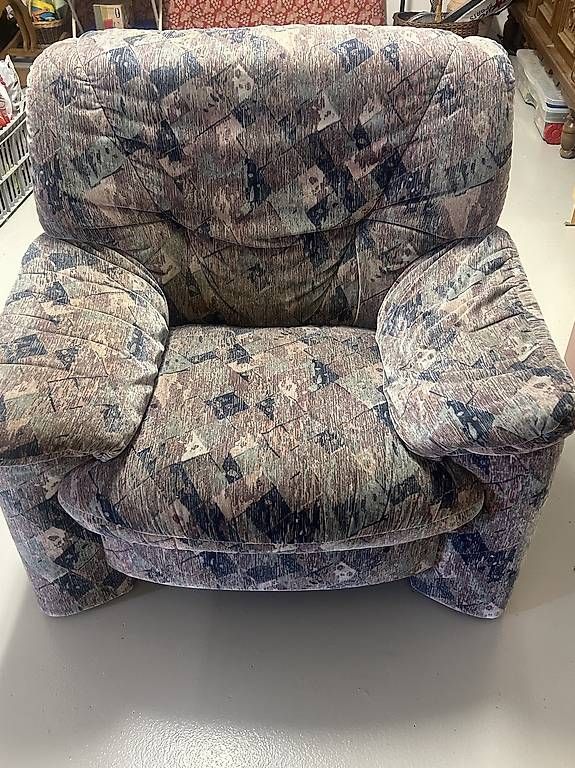 Sessel: Fauteuil tissu – Gebraucht aus Arbaz von dbo_6zhz 2