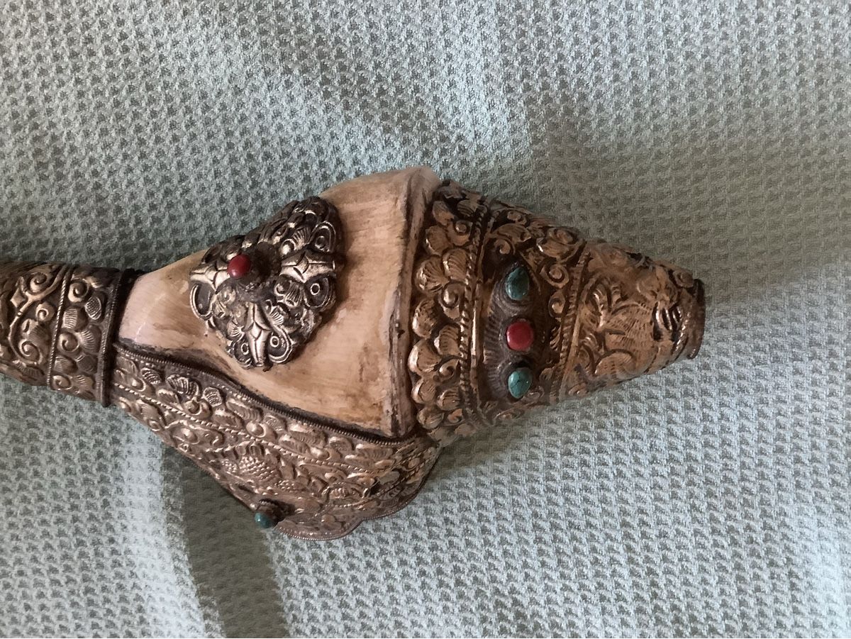Alle Dekorationen: Altes Shanka Muschelhorn – Gebraucht aus Zürich von Albatros57 1