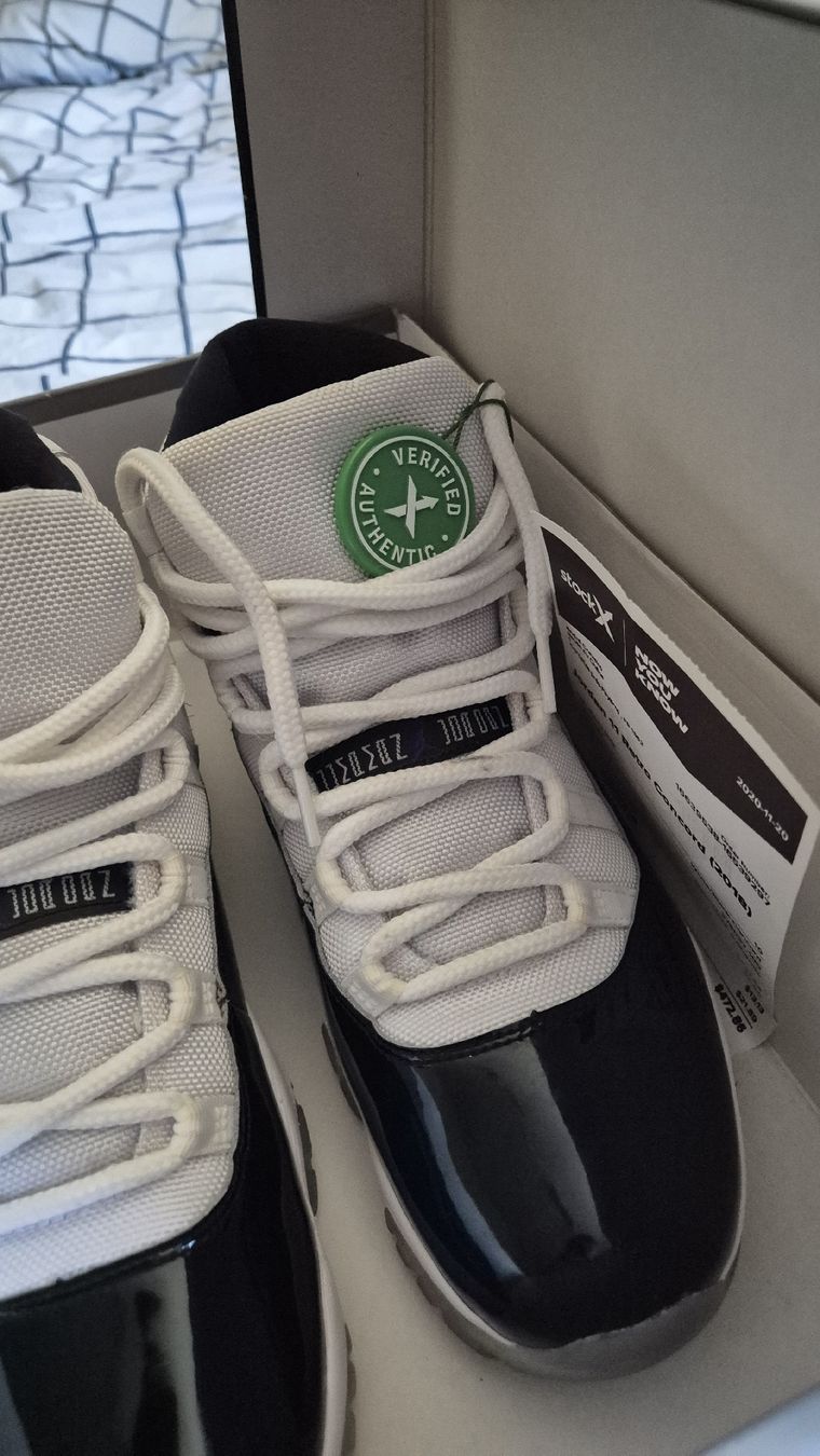 Jordan Scarpe da uomo: Jordan 11 Retro Concord (2018) – Usato da Corcelles-Payerne venduto da craveiro_in4k 6