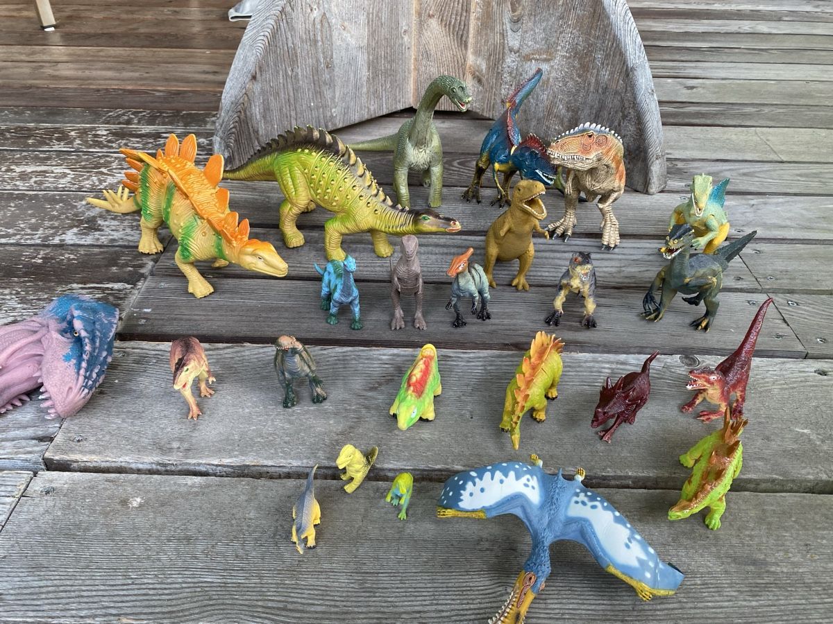 Statuette: Dinosaurier Familie 23 Stück – Usato da Bönigen venduto da fabi_12 2