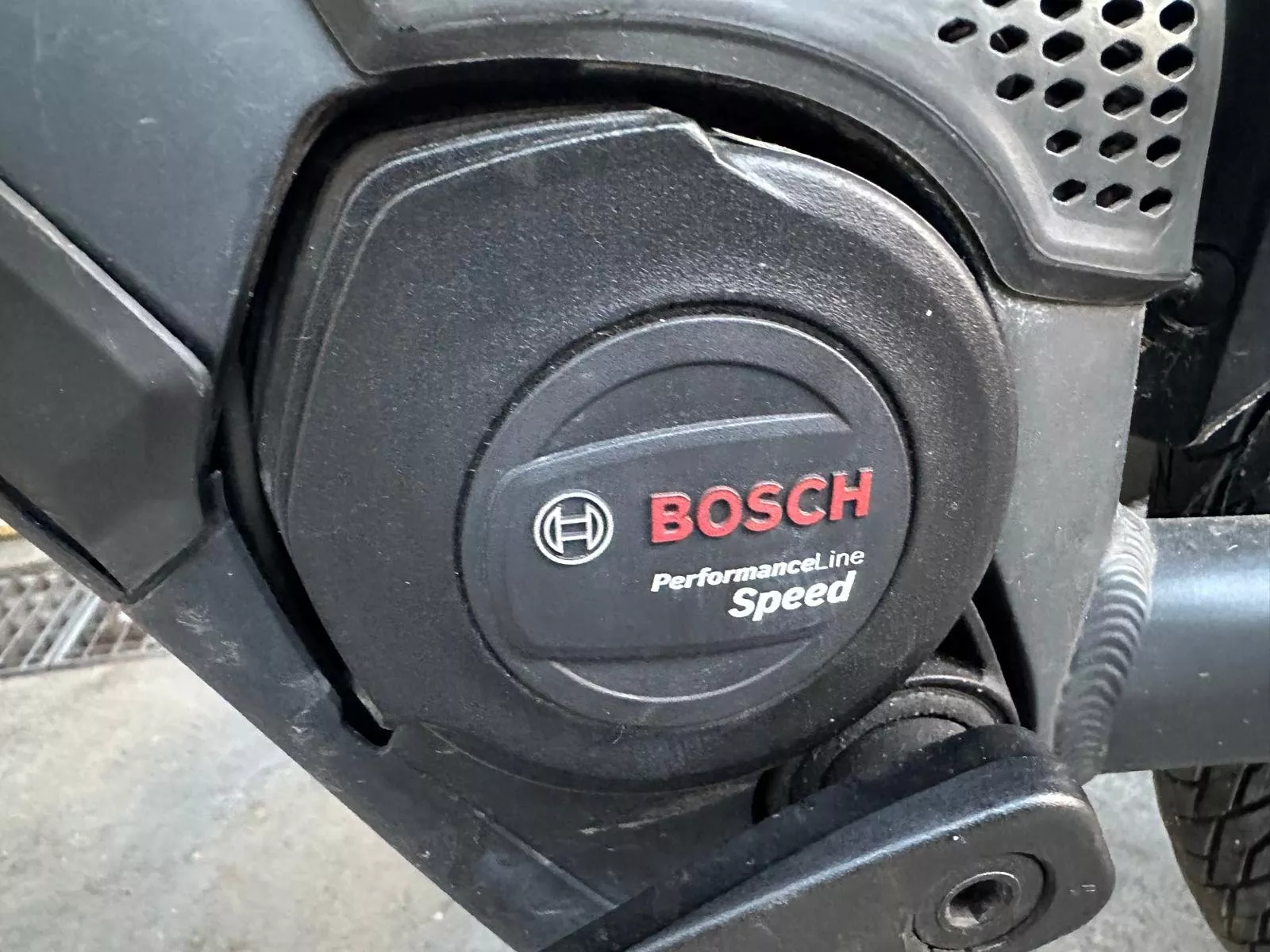 Bulls Vélos: Cube E-Stream mit  Akku BOSCH – D'occasion à Spreitenbach par Space_X 7