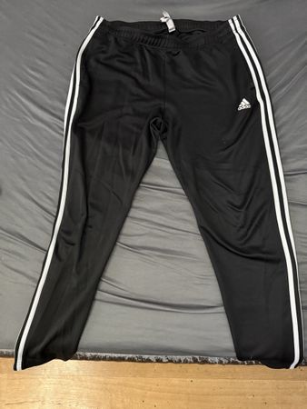 Adidas Jogger XXL