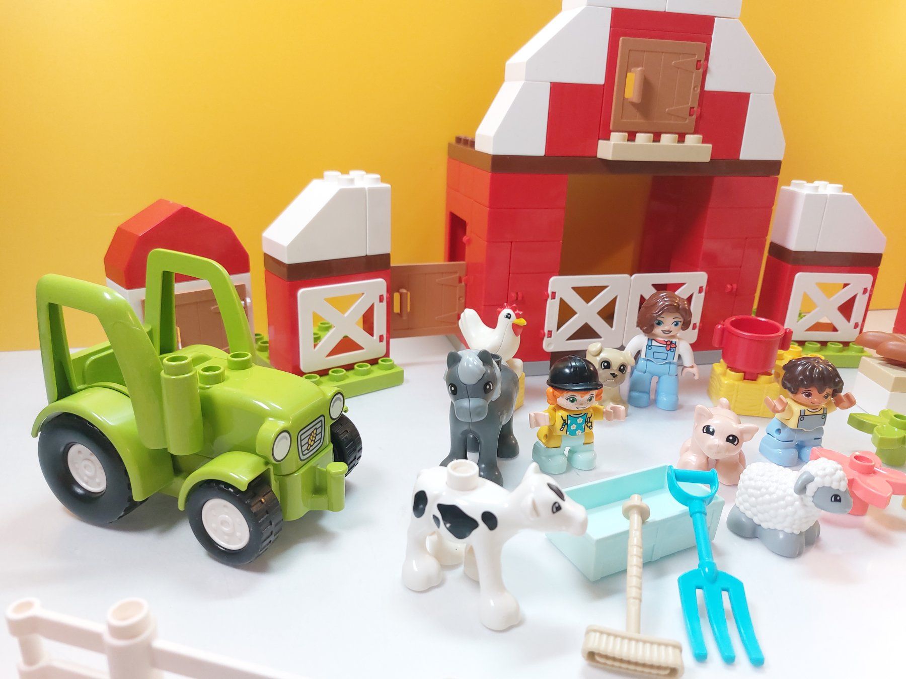 Lego Kit di costruzioni: LEGO DUPLO 10952 Bauernhof - Scheune, Traktor... Komplett – Usato da St.Gallen venduto da TinasBauundSpiel 2