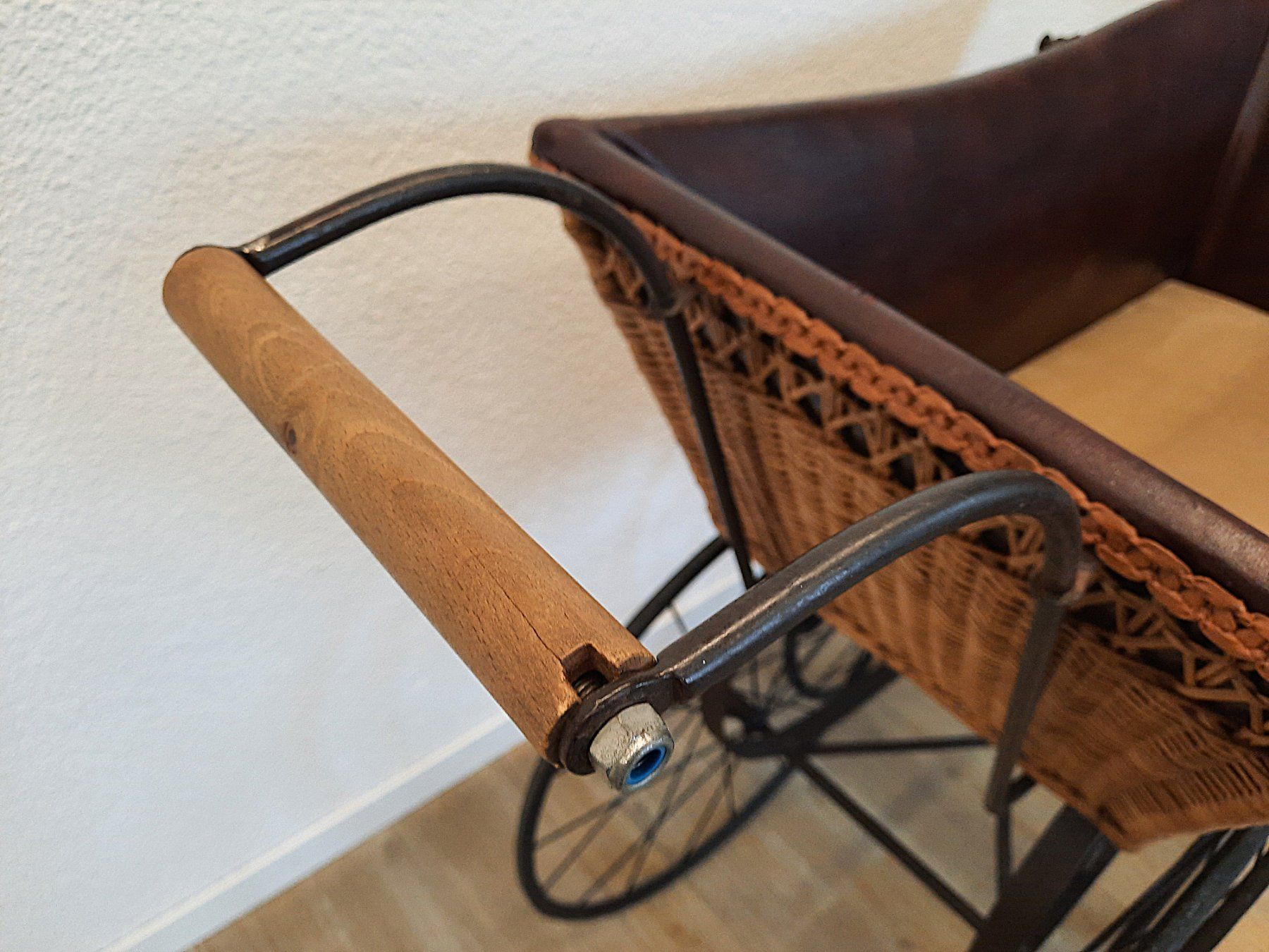 Carrozzine: Antiker Kinderwagen – Usato da Beinwil am See venduto da Restwert_Beinwil 5