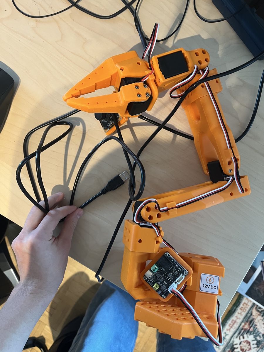 Tous les outils: Robot Arm – Neuf (Voir description) à Zürich par 2cn_t6yr 3
