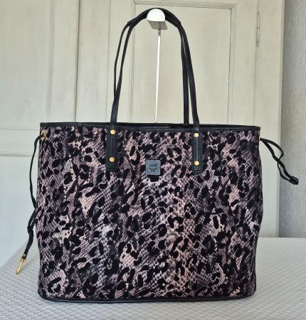 MCM Shopper als Wendetasche, Size XXL