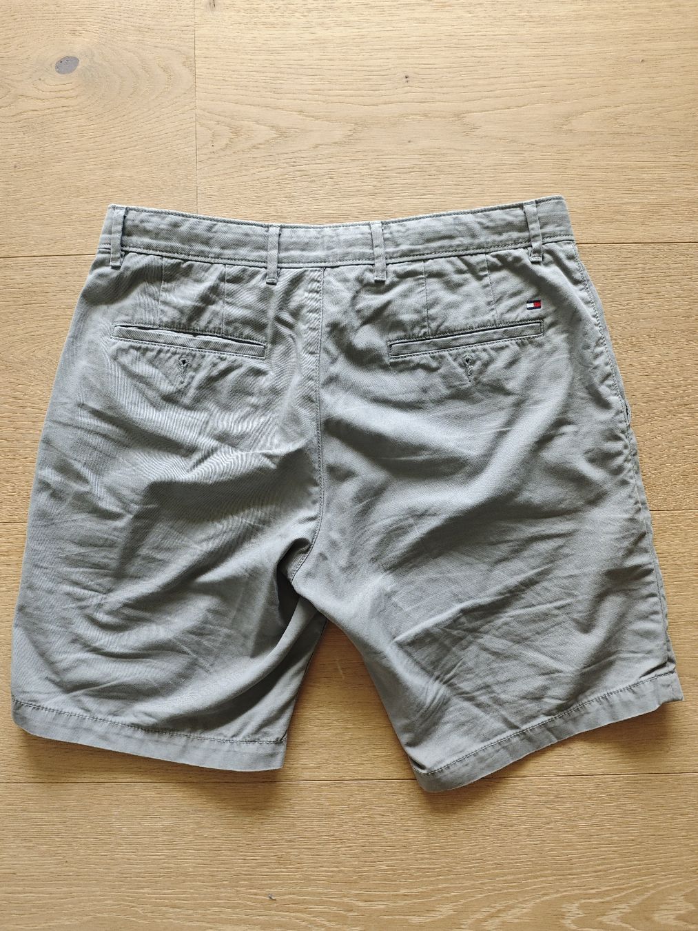 Tommy Hilfiger Pantaloni: Tommy Hilfiger Shorts Grösse M 31 – Usato da Wil SG venduto da diemuellers 1