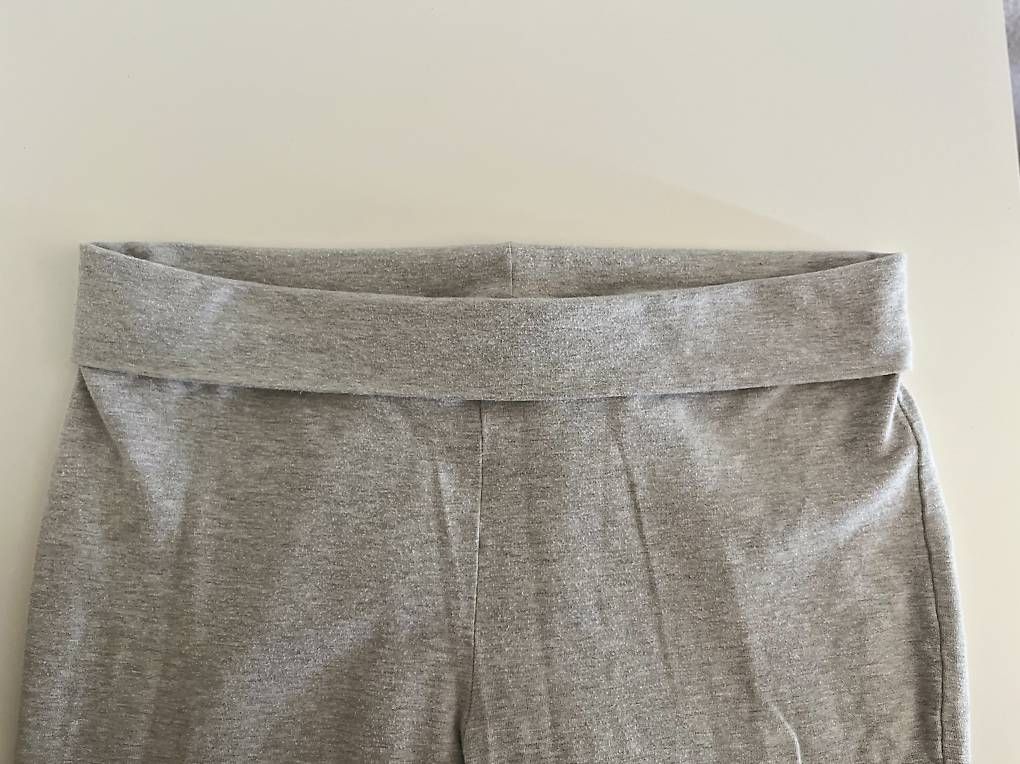 Leggings: Schlaghose Leggins Flared grau – Gebraucht aus Muri b. Bern von Merliner01 3