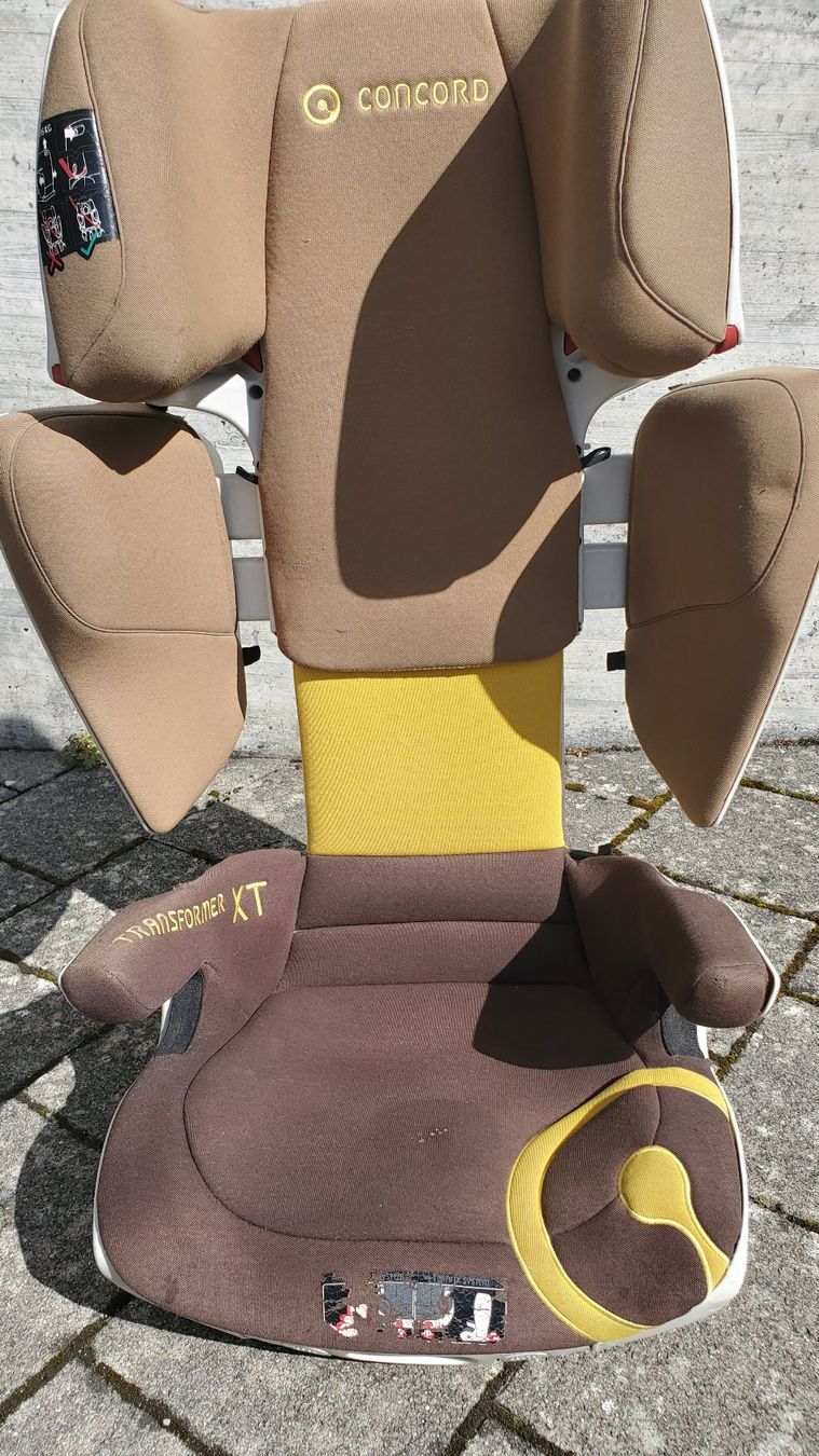 Seggiolini per auto: Kindersitz Isofix Concord Transformer XT – Usato da Zofingen venduto da Trono