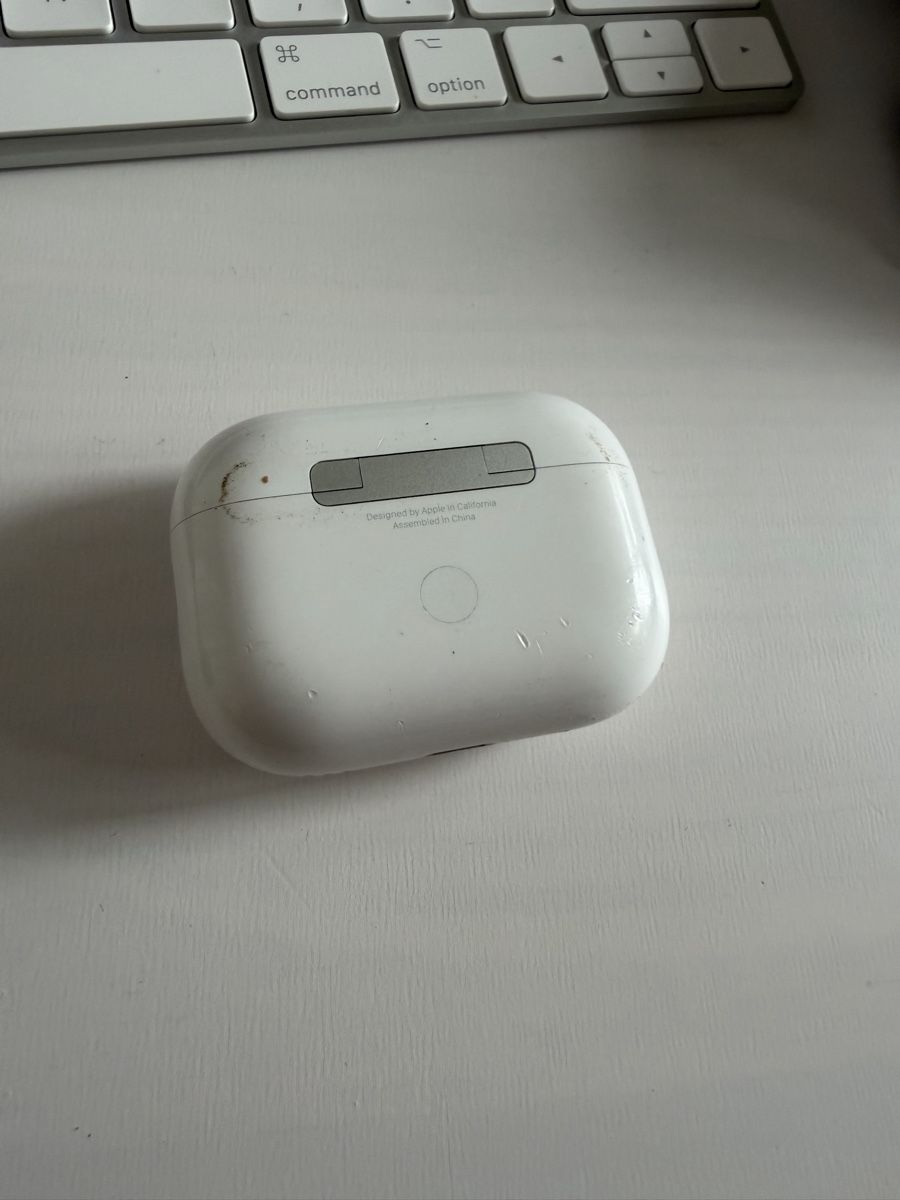 Apple Cuffie: Apple AirPods Pro 2nd Gen. MagSafe USB-C – Nuovo (secondo la descrizione) da Ittigen venduto da jimmy_ 2