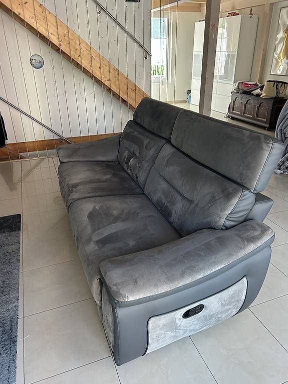 Divani: Relax-Sofa PARUA mit Liegefunktion – Usato da Lyss venduto da pat_h2lb 1