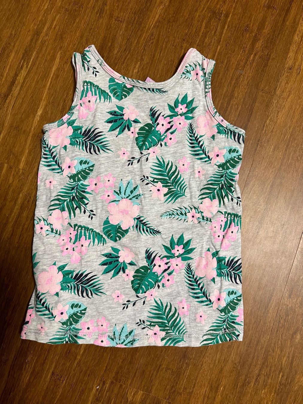 Camicette, T-shirt & Top: Trägershirt Top Grösse 104 – Usato da Busswil venduto da billib 1