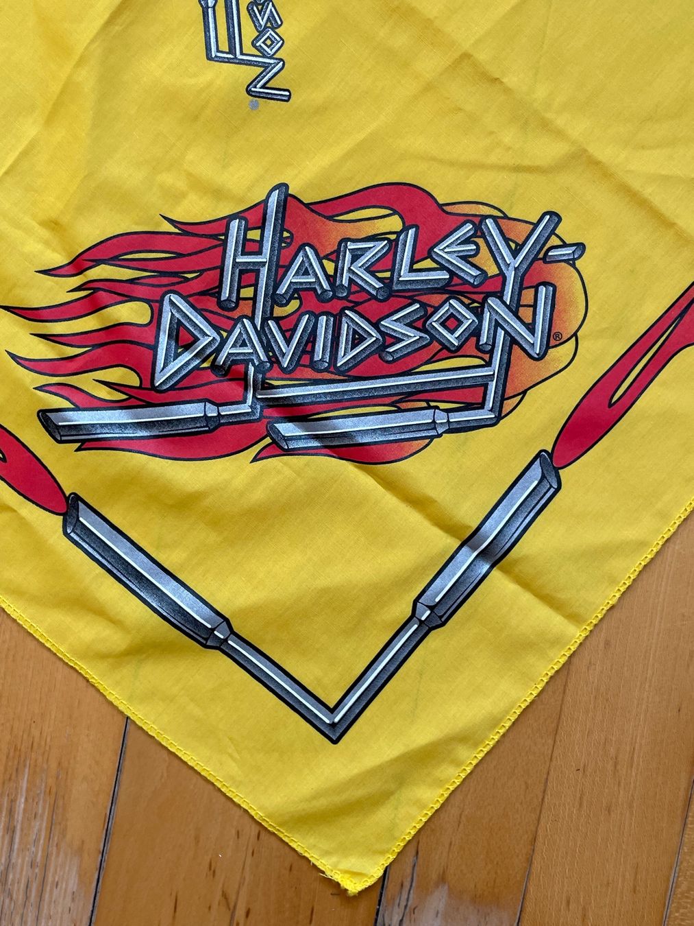 Foulard & Sciarpe: 2006 Harley Davidson Bandana 59x59 cm – Usato da Zürich venduto da le_souk 2