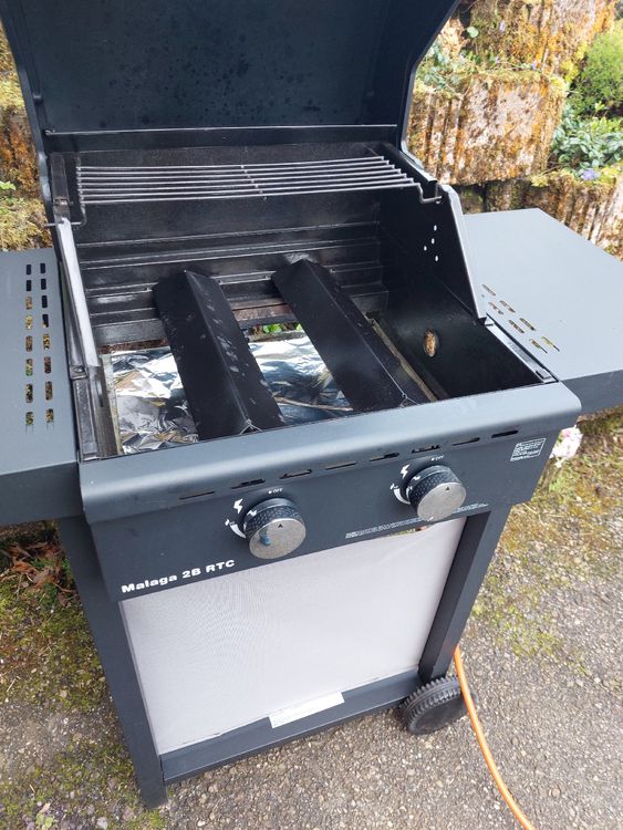 Top Gas Grill BBQ 2 Brenner Malaga 2 B RTC super Zustand | Kaufen auf ...