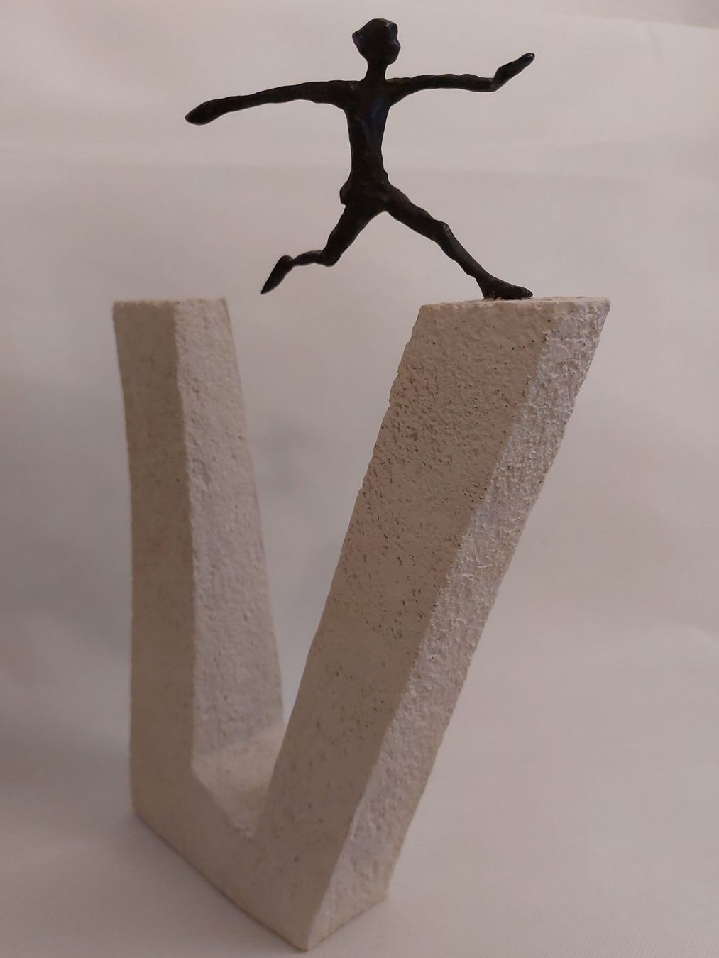 Sonstige Dekorationen & Accessoires: Figur Skulptur Statue "Der Sprung" – Gebraucht aus Matzingen von