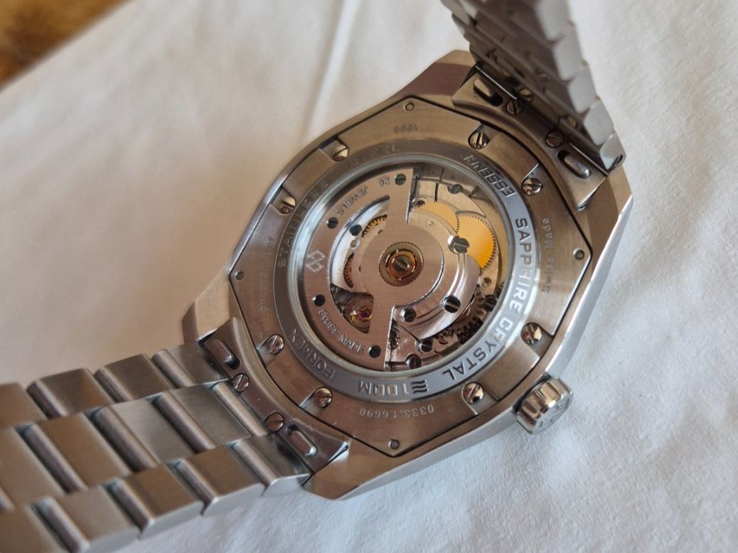 Formex Montres: Formex Essence Chronometer Uhr Malachit Zifferblatt 39mm – D'occasion à Bülach par Utopia05 4