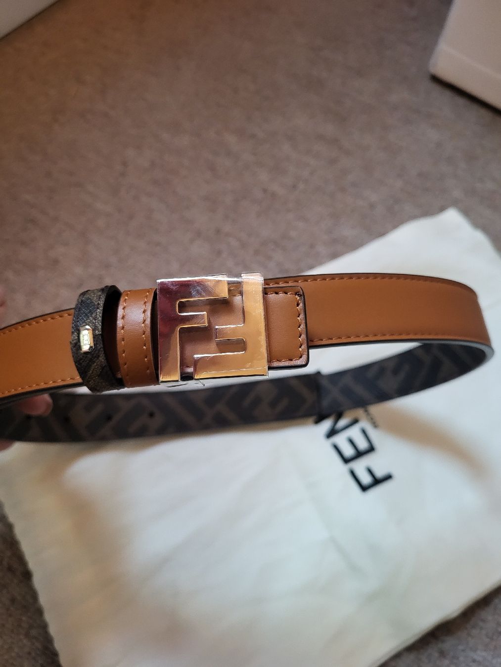 Fendi Cinture: Fendi FF Gürtel – Nuovo e nell'imballaggio originale da Zweisimmen venduto da Adorable 1