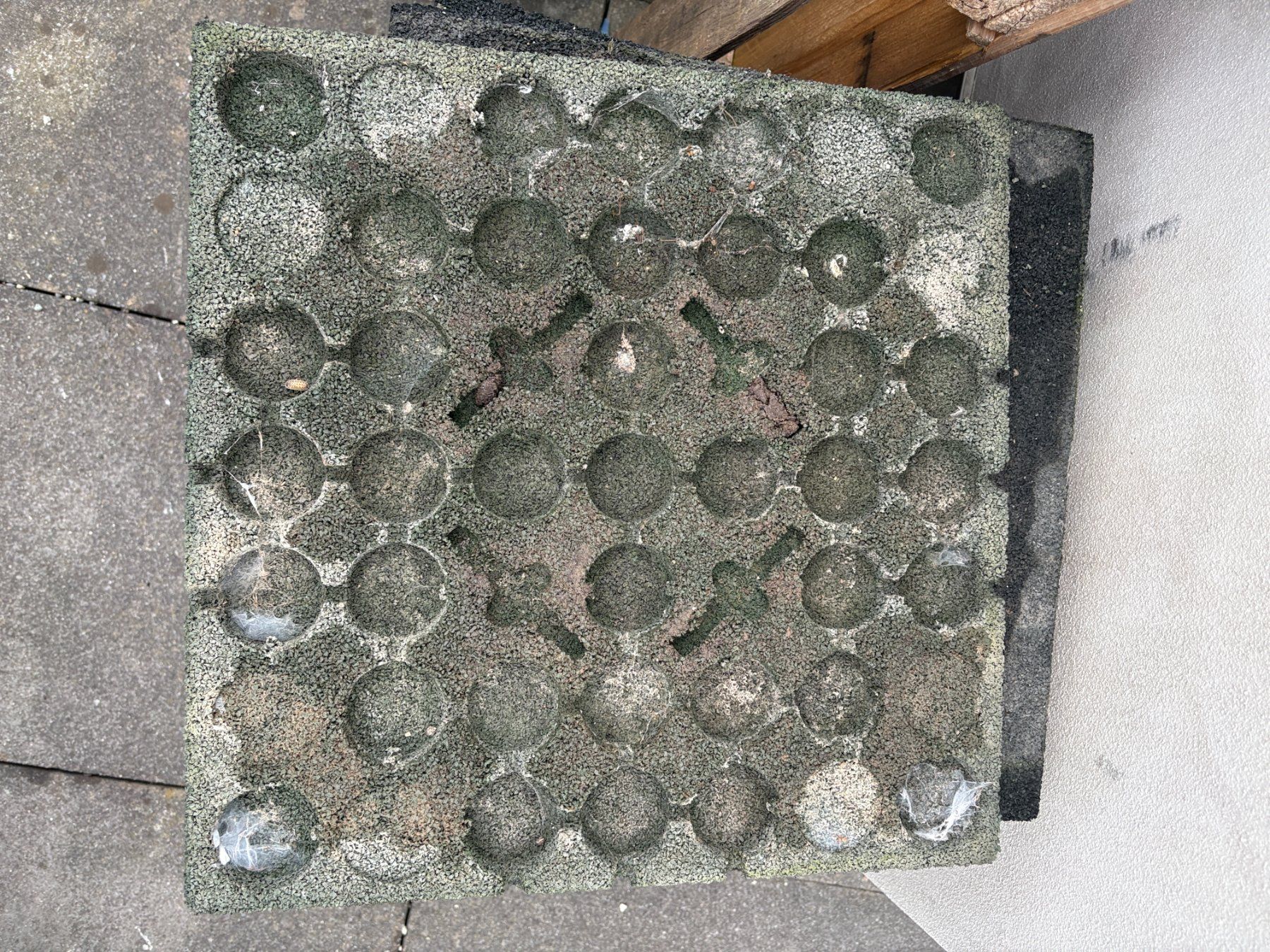 Rivestimenti per pavimenti: Fallschutzplatten 13 Stk. – Usato da Emmenbrücke venduto da rolfplus41 2