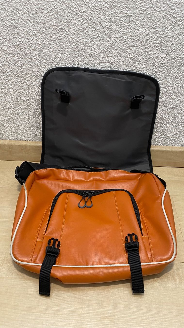 Vaude Sacs femmes: VAUDE Umhängetasche orange/weiss – Neuf (Voir description) à Stein am Rhein par Rhyviera 2