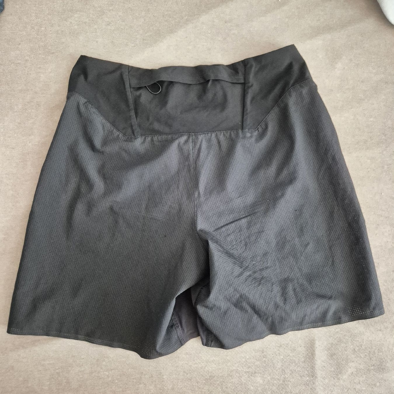 Pantaloni: On Running Shorts Schwarz Grösse S – Usato da Adliswil venduto da Mbmarc 1