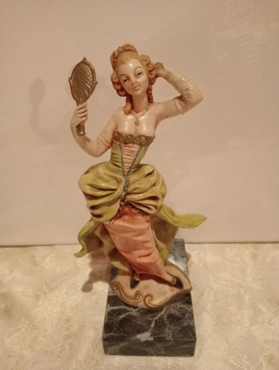 Genuine Carrara Marble Figur Italy 460 Gramm Kaufen auf Ricardo