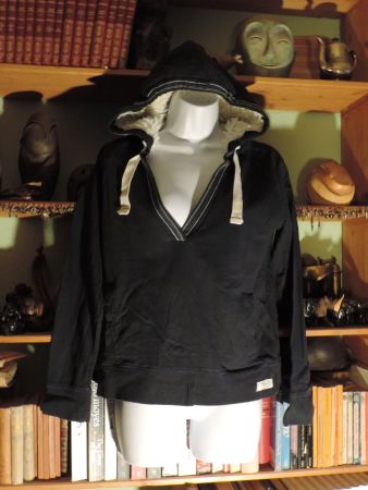 sweat bleu marine rembourré à capuche