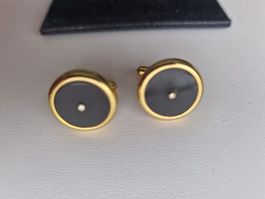 ​Edle Manschettenknöpfe 750 / 18K Gelbgold mit Onyx&Brillant