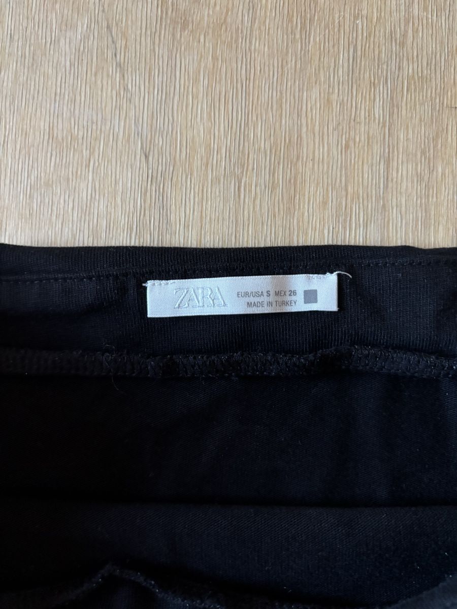 Zara Top: Langarmshirt Zara schwarz – Nuovo (secondo la descrizione) da Bern venduto da ulo_1 2